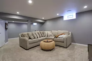 5000 N Shoreland Ave, Whitefish Bay, WI 53217 - Photo 18