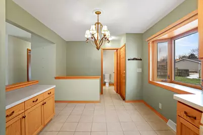 6840  Carlin Ct, Racine, WI 53406 - Photo 12