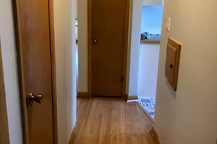 5727 W Wisconsin Ave, Wauwatosa, WI 53213 - Photo 26