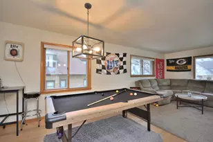 5727 W Wisconsin Ave, Wauwatosa, WI 53213 - Photo 8