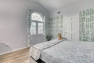 9239 S 54th St, Franklin, WI 53132 - Photo 16