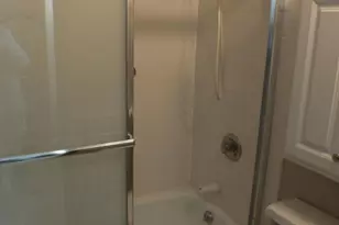 4215 N 100th St, Milwaukee, WI 53222 - Photo 8