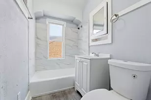 1902 W Nash St, Milwaukee, WI 53206 - Photo 14