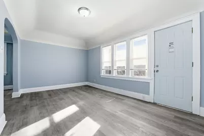 1902 W Nash St, Milwaukee, WI 53206 - Photo 4