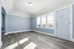 1902 W Nash St, Milwaukee, WI 53206 - Photo 4