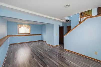 6401 N 106th St, Milwaukee, WI 53224 - Photo 12