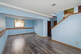 6401 N 106th St, Milwaukee, WI 53224 - Photo 12