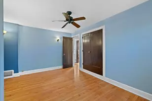 4221 N Farwell Ave, Shorewood, WI 53211 - Photo 18