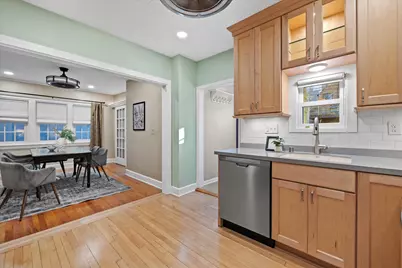 4221 N Farwell Ave, Shorewood, WI 53211 - Photo 12