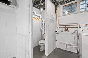 4221 N Farwell Ave, Shorewood, WI 53211 - Photo 26