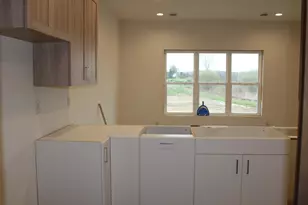 1350 Kettle Dr, Kewaskum, WI 53040 - Photo 4