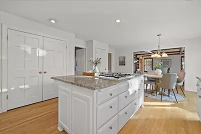 11019 N Wyngate Trce, Mequon, WI 53092 - Photo 12