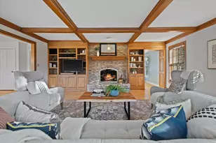 11019 N Wyngate Trace, Mequon, WI 53092 - Photo 8