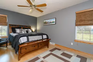 1910 Crossbow Ct, Waukesha, WI 53186 - Photo 16