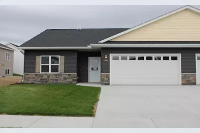 1352  Kettle Dr #Unit 2, Kewaskum, WI 53040 - Photo 1