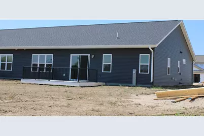 1352  Kettle Dr #Unit 2, Kewaskum, WI 53040 - Photo 14