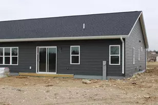 1352 Kettle Dr, Kewaskum, WI 53040 - Photo 2