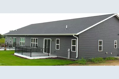 1352  Kettle Dr #Unit 2, Kewaskum, WI 53040 - Photo 14