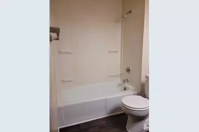 1630  Kearney Ave, Racine, WI 53405 - Photo 8