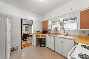 2014 N 83rd St, Wauwatosa, WI 53213 - Photo 18