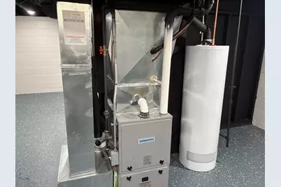 4113 S Austin St, Milwaukee, WI 53207 - Photo 14