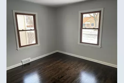 4113 S Austin St, Milwaukee, WI 53207 - Photo 8