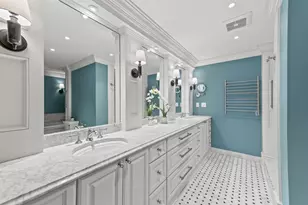 929 N Astor St, Milwaukee, WI 53202 - Photo 32