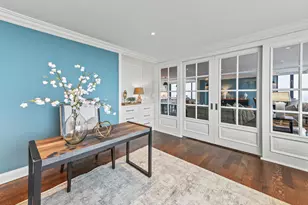 929 N Astor St, Milwaukee, WI 53202 - Photo 24