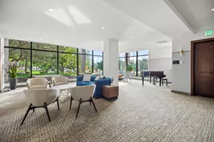 929 N Astor St, Milwaukee, WI 53202 - Photo 58