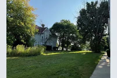 541 N 20th St, Milwaukee, WI 53233 - Photo 2