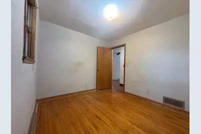 2421  Wallace Lake Rd, Trenton, WI 53090 - Photo 10