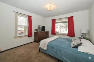 2001 S 90th St, West Allis, WI 53227 - Photo 8