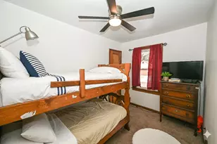 2001 S 90th St, West Allis, WI 53227 - Photo 10