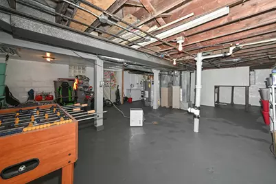 2001 S 90th St, West Allis, WI 53227 - Photo 20