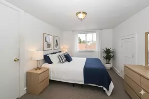 2001 S 90th St, West Allis, WI 53227 - Photo 16