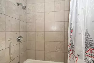 2001 S 90th St, West Allis, WI 53227 - Photo 18