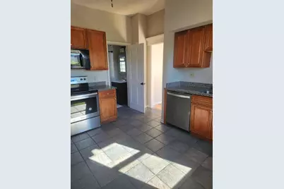 518 W Vine St, Milwaukee, WI 53212 - Photo 14