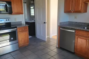 518 W Vine St, Milwaukee, WI 53212 - Photo 14