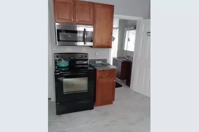 518 W Vine St, Milwaukee, WI 53212 - Photo 10