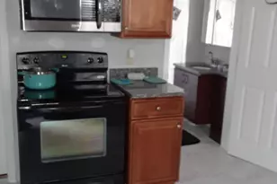 518 W Vine St, Milwaukee, WI 53212 - Photo 10