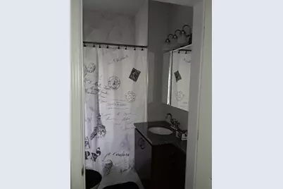 518 W Vine St, Milwaukee, WI 53212 - Photo 12