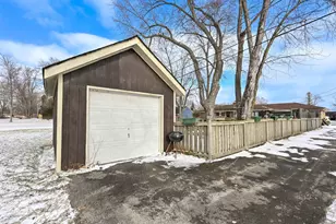 10211 S Nicholson Rd, Oak Creek, WI 53154 - Photo 34