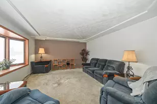 10211 S Nicholson Rd, Oak Creek, WI 53154 - Photo 4