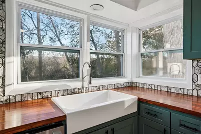 5686 N River Forest Dr, Glendale, WI 53209 - Photo 26