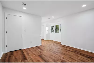 5686 N River Forest Dr, Glendale, WI 53209 - Photo 30