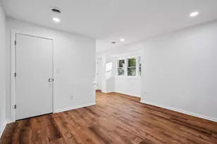 5686 N River Forest Dr, Glendale, WI 53209 - Photo 30