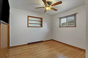 200 S Stuart Rd, Racine, WI 53406 - Photo 22