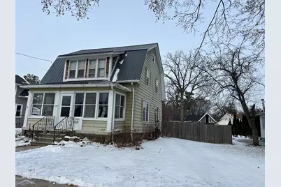 712  Charles St, Fort Atkinson, WI 53538 - Photo 1