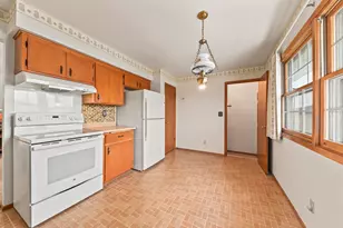 N170W20569 Parkview Dr, Jackson, WI 53037 - Photo 10