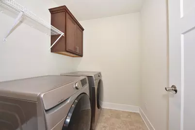 N66W23662  Hillview Rd, Sussex, WI 53089 - Photo 28